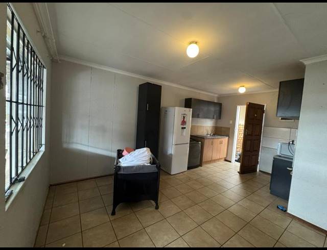 2 BEDROOM HOUSE FOR SALE IN COSMO CITY